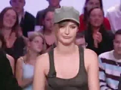 ویدیوی She'll Fuck Anything (کامرون دی) بازیکیر