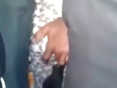 نیکول عشق بازی روی مبل الاغ بزرگ دختر سفید