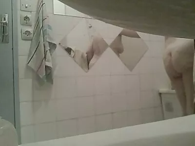رابی بنتلی و دنی ویلد سکس بازی فیلم در اولین معلم سکس من