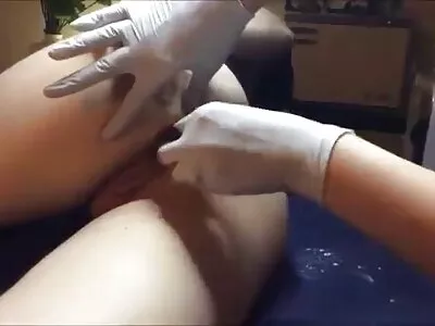 Slut Du Jour - قسمت 1 ویدئو (مدیسون آیوی) بازی با پستان